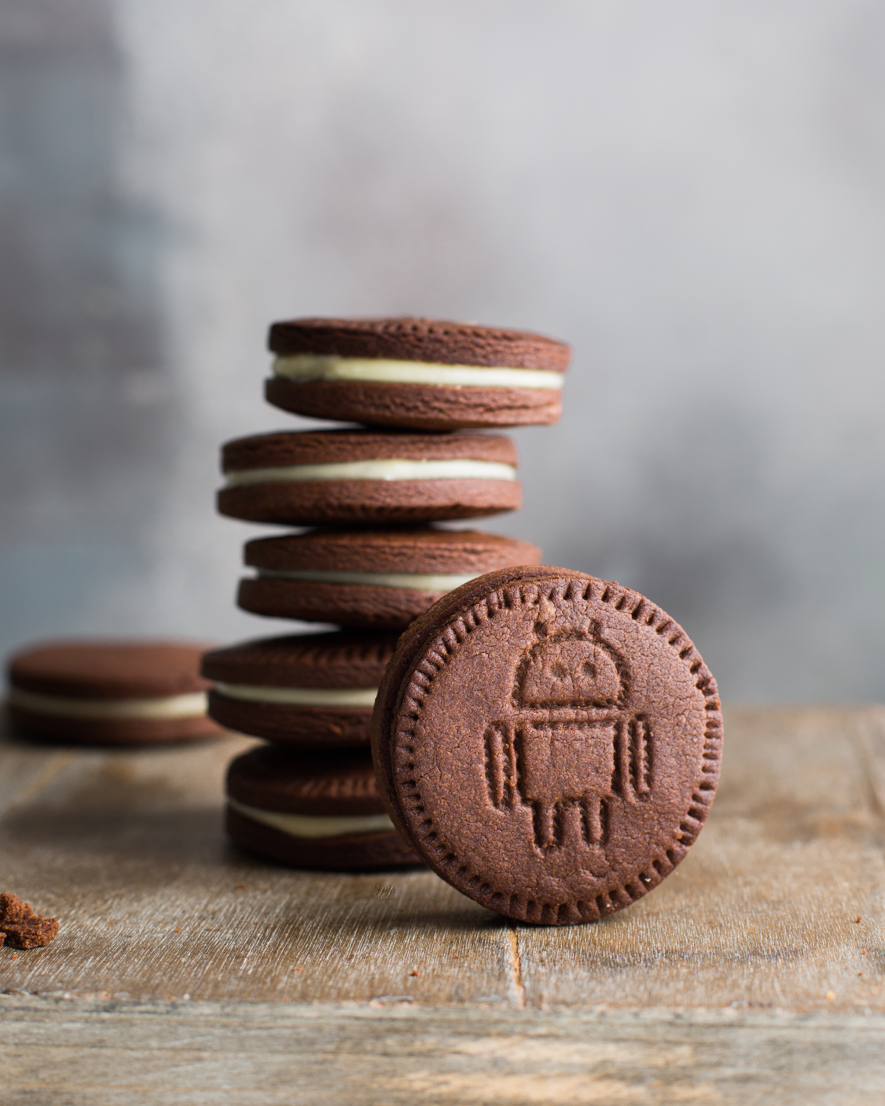[Image of a stack of cookies, one with the android logo]